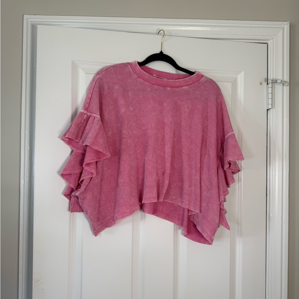 Cropped Ruffle Tee